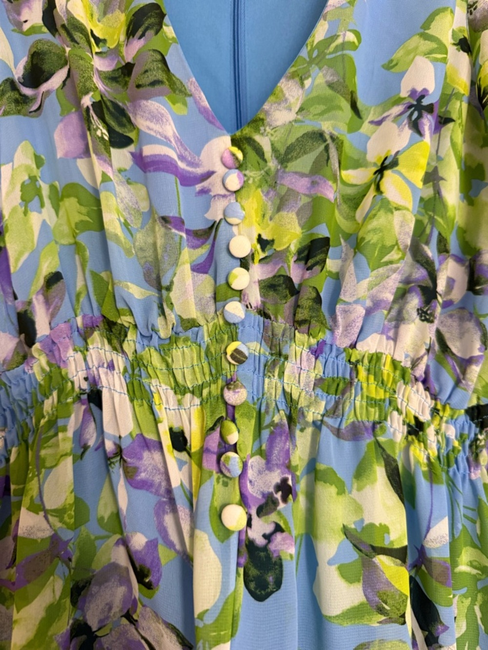 Taylor Women’s Chiffon Smocked Tiered Dress Floral Spring Lightweight Size 10 - Picture 2 of 8